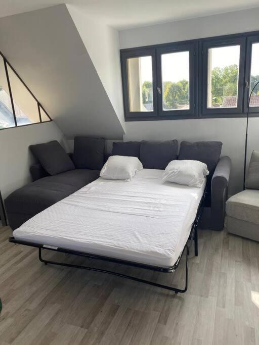 Magnifique Studio De Charme Évreux Buitenkant foto